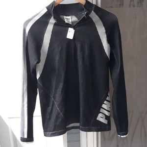 Victoria's Secret NWT stretchy warm top